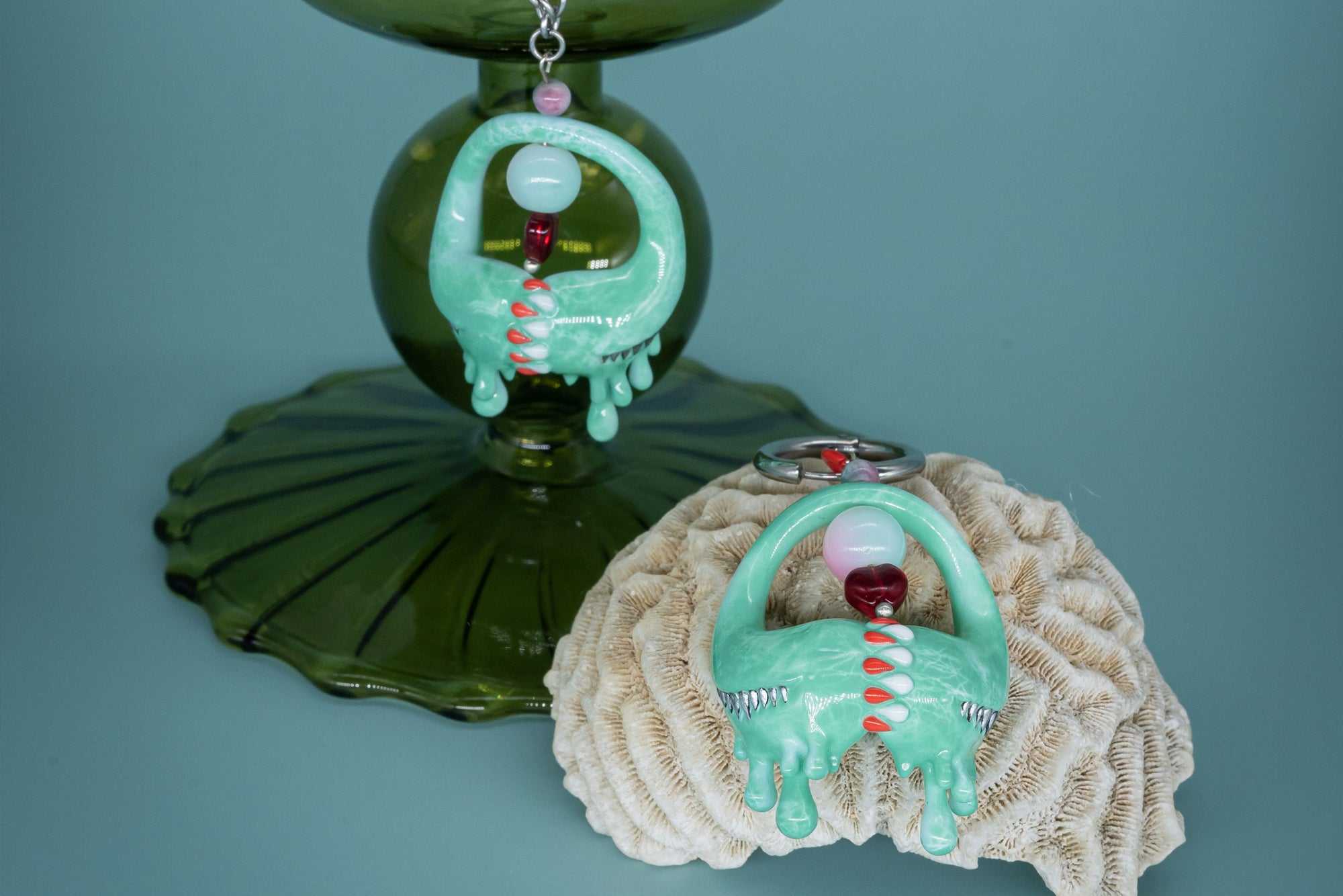 Little lash teeth monster