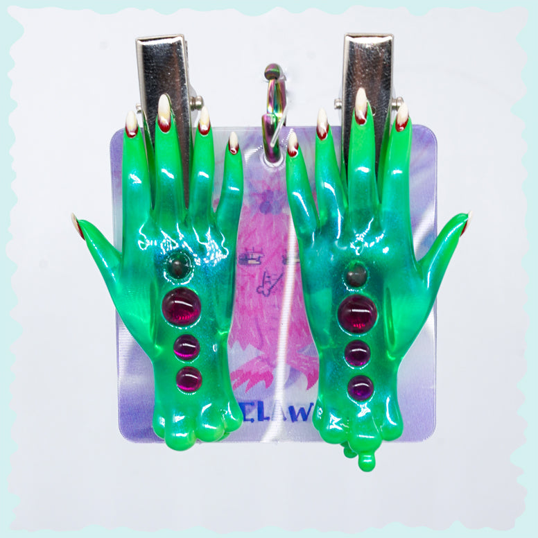 The green fairy goblin hands earring, necklace & hairclips